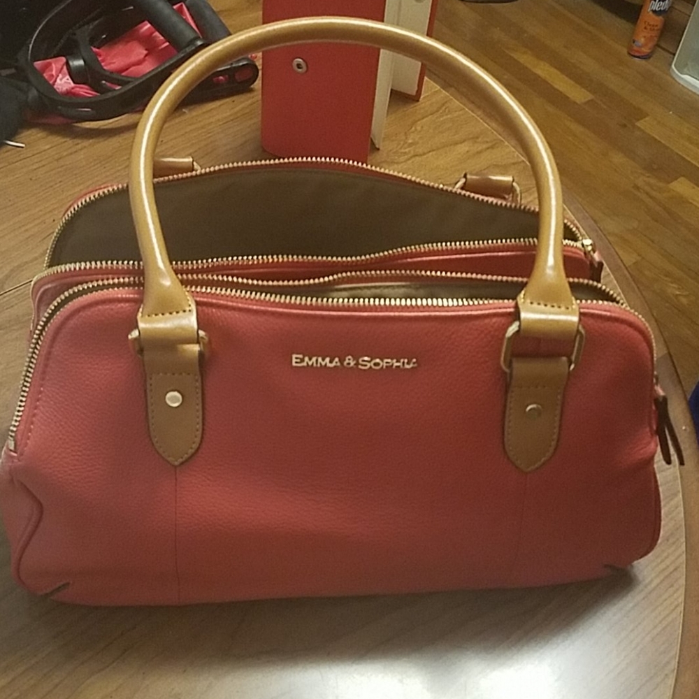Emma & Sofia Leather Purse